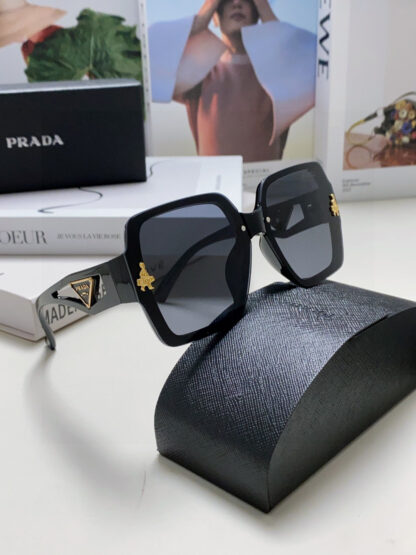 Prada fashion trend sunglasses - Image 8