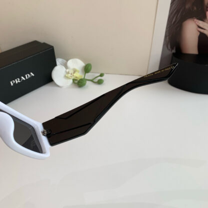 Prada fashion trend sunglasses - Image 8