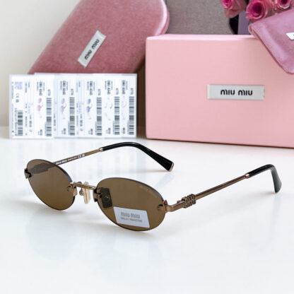Miu Miu trendy fashion sunglasses - Image 9