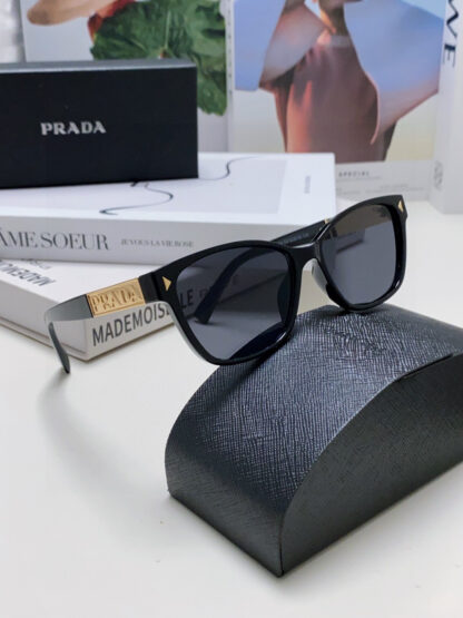 Prada fashion trend sunglasses - Image 8