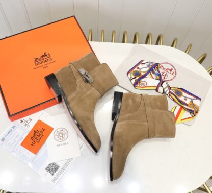 Hermès Classic Apricot Silver Buckle Fashion Knight Boots - Image 7