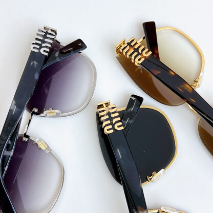 Miu Miu trendy fashion sunglasses - Image 9