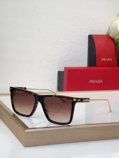 Prada fashion trend sunglasses - Image 8