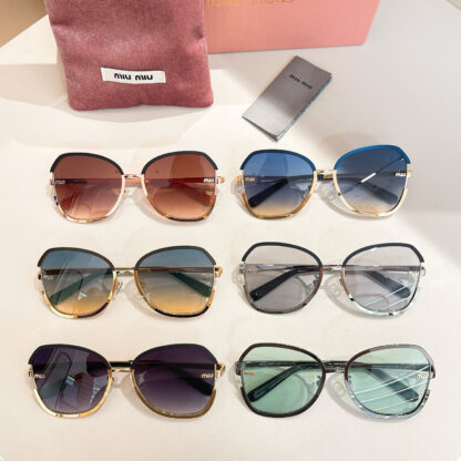Miu Miu trendy fashion sunglasses - Image 9