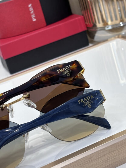 Prada fashion trend sunglasses - Image 8