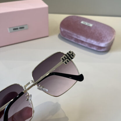 Miu Miu trendy fashion sunglasses - Image 9