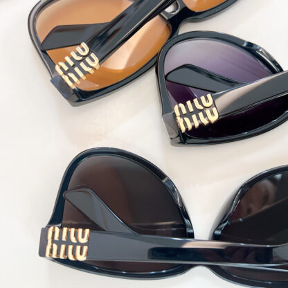Miu Miu trendy fashion sunglasses - Image 9