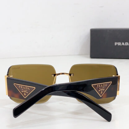 Prada fashion trend sunglasses - Image 8