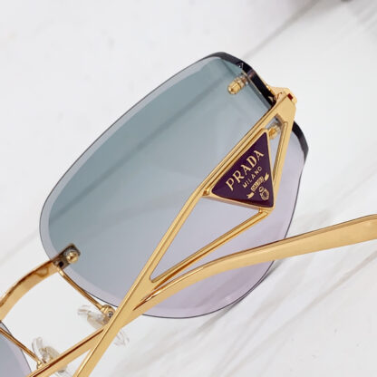 Prada fashion trend sunglasses - Image 8