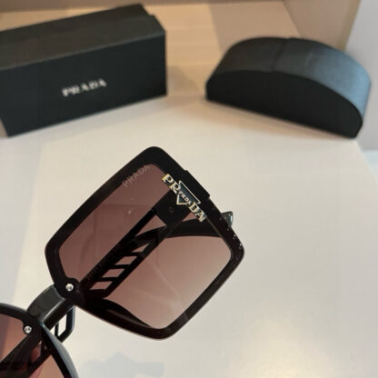 Prada fashion trend sunglasses - Image 8