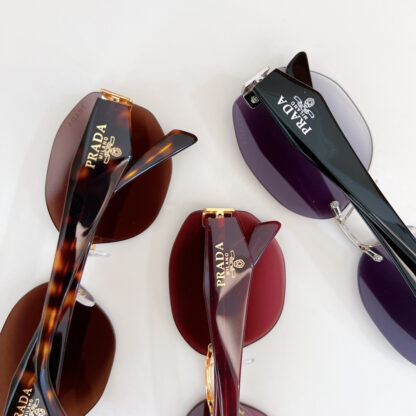 Prada fashion trend sunglasses - Image 7