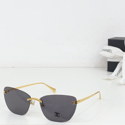 Chanel Fashion Sunglasses - Image 9