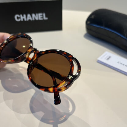 Chanel Fashion Sunglasses - Image 9