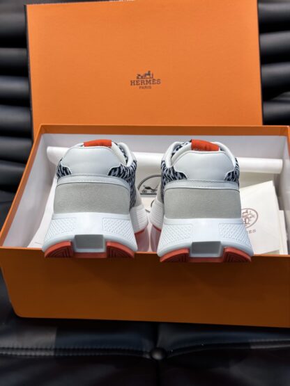Hermes men's comfortable and soft gray and black color matching casual sports shoes - Image 8
