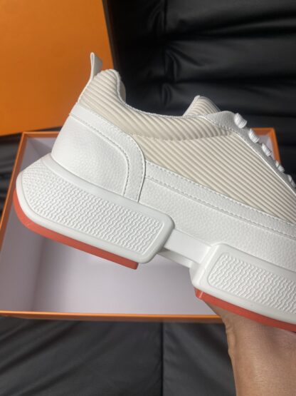 Hermès men's comfortable soft off-white casual sports shoes - Image 8