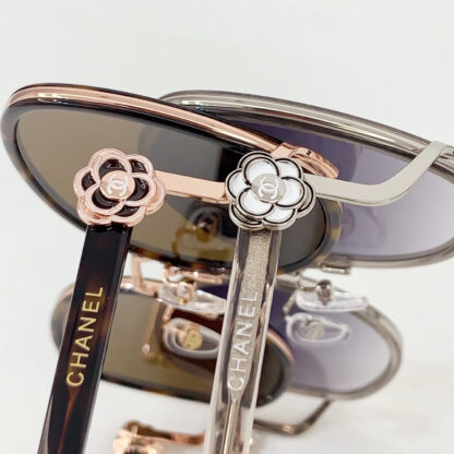 Chanel Fashion Sunglasses - Image 9