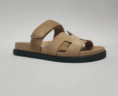 Hermès Couple's Apricot Braided Slippers - Image 8
