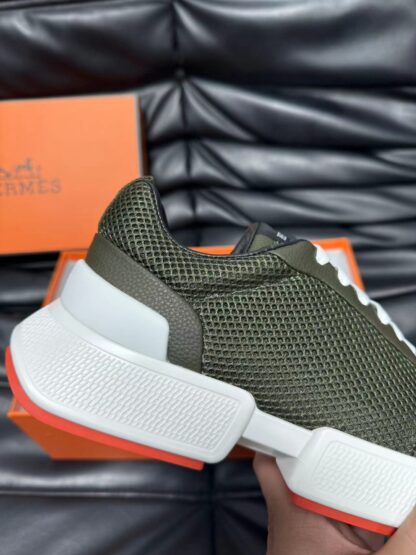 Hermes leather mesh breathable dark green high-end temperament casual shoes - Image 8