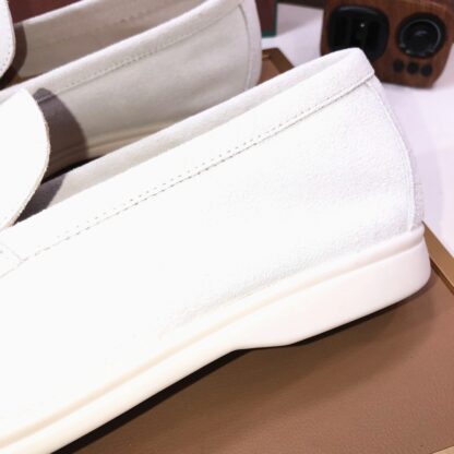 Hermès couple white high-end classic loafers - Image 8