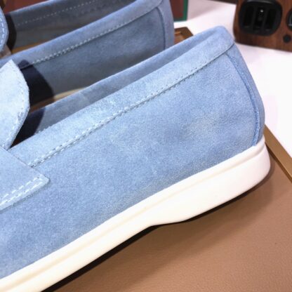 Hermès couple light blue high-end classic loafers - Image 8