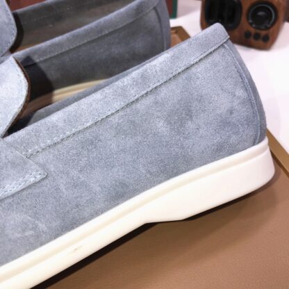 Hermès grey-blue couple's high-end classic loafers - Image 8