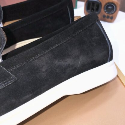 Hermès black couple's high-end classic loafers - Image 8