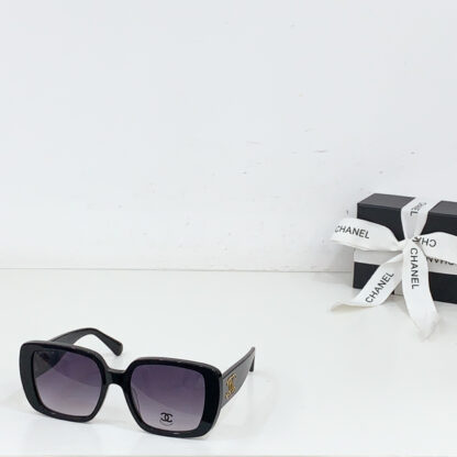 Chanel Fashion Sunglasses - Image 9