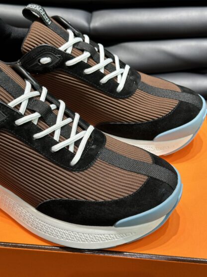 Hermes high-end men's brown and black round head fashionable casual sports shoes - Image 8