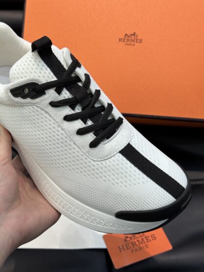 Hermes men's white comfortable breathable simple casual sports shoes - Image 8