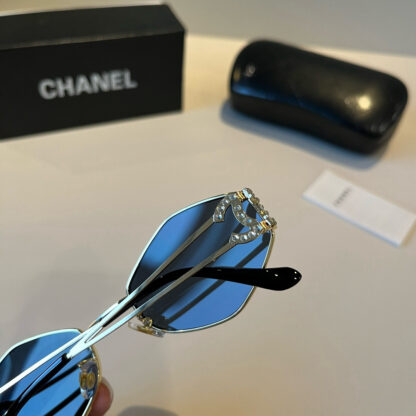 Chanel Fashion Sunglasses - Image 9