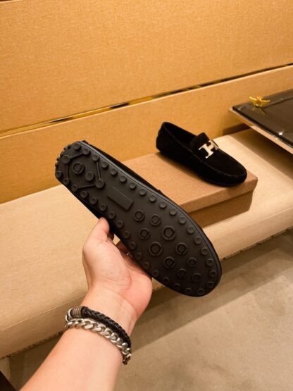 Hermes black comfortable breathable non-slip loafers - Image 8