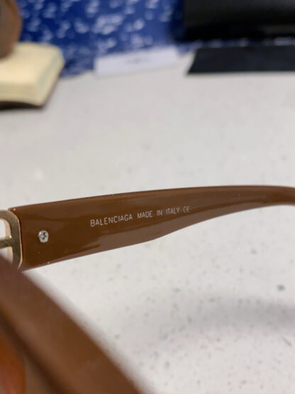 Balenciaga fashion sunglasses - Image 9