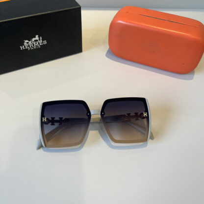 Hermès oval lens women's sunglasses - Image 8
