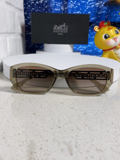 Hermes Retro Fashion Cat Eye Sunglasses - Image 7