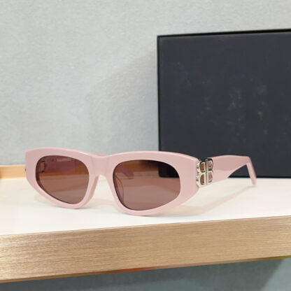 Balenciaga fashion sunglasses - Image 8