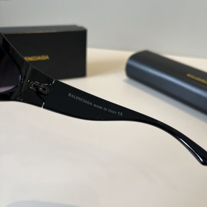 Balenciaga fashion sunglasses - Image 8