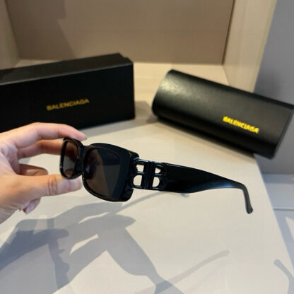 Balenciaga fashion sunglasses - Image 8
