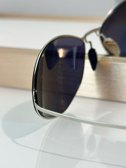 Balenciaga fashion sunglasses - Image 8