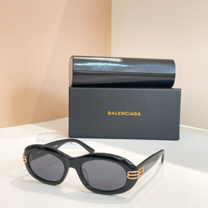 Balenciaga fashion sunglasses - Image 8
