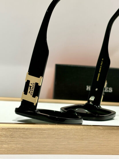 Hermès Fashion Sunglasses - Image 8