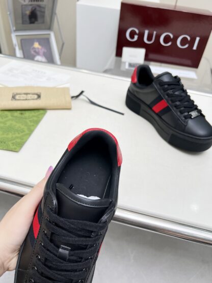 Gucci classic white shoes - Image 8