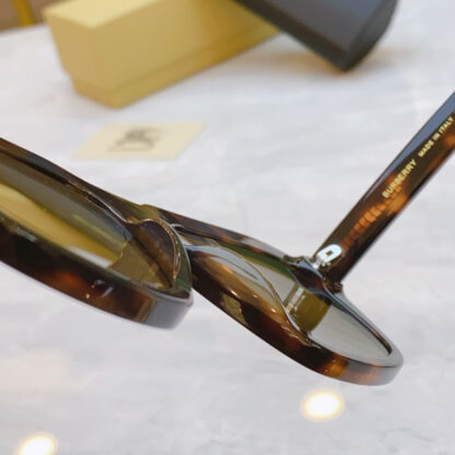 BURBERRY Fashion Temperament Sunglasses - Image 9