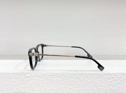 BURBERRY Fashion Temperament Sunglasses - Image 9