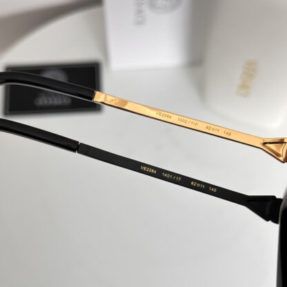 Versace fashion trend sunglasses - Image 6