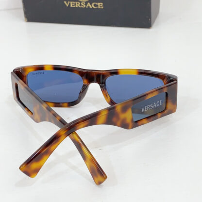 Versace fashion trend sunglasses - Image 8
