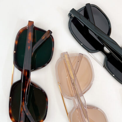 Yves Saint Laurent fashion sunglasses - Image 8