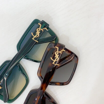 Yves Saint Laurent fashion sunglasses - Image 8