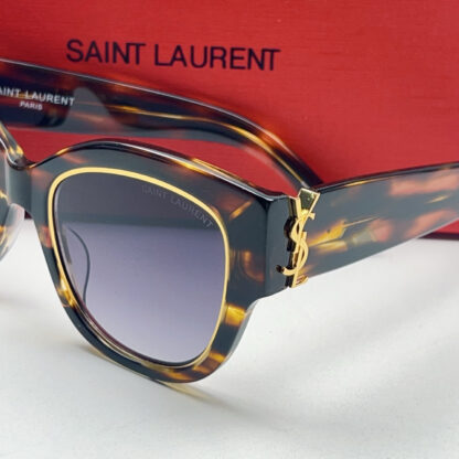 Yves Saint Laurent fashion sunglasses - Image 8