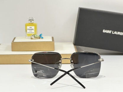 Yves Saint Laurent fashion sunglasses - Image 8