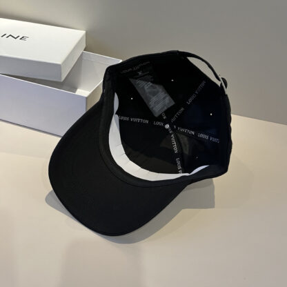 Louis Vuitton all-match baseball cap - Image 8